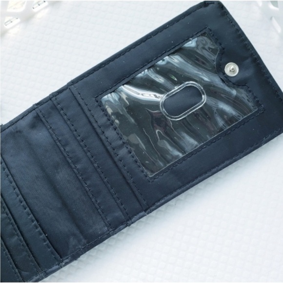 Capelli of New York wallet wristlet black crosshatch leather  6x4 - Picture 7 of 11